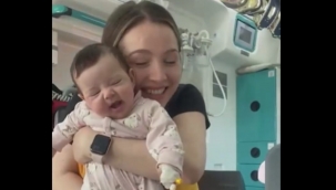 Sağlık çalışanı terk edilen bebeğe süt anne oldu