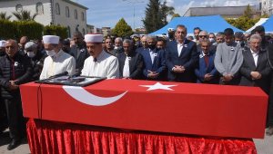 Şehit asteğmen, son yolculuğuna uğurlandı