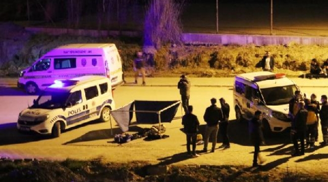 Servis şoförü sokakta bıçaklanarak öldürüldü