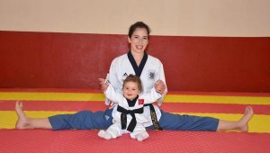 Tekvandocu anne, dünya şampiyonu oldu
