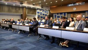 15 kişilik heyet 'tıbbi cihaz sektörü' için Ankara'dan İzmir'e geldi