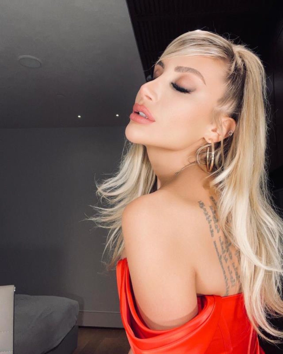 35 dövmesi var! 36'da alnına 'keriz' yazdıracak