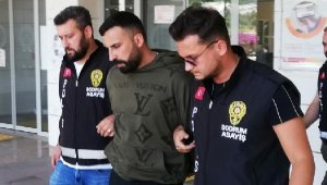 Adliye çıkışı kaçan hükümlü yakalandı