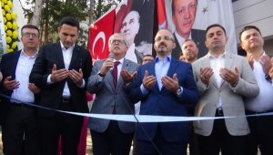 AK Parti'li Turan: Burada doğduk, burada öleceğiz