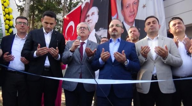 AK Parti'li Turan: Burada doğduk, burada öleceğiz