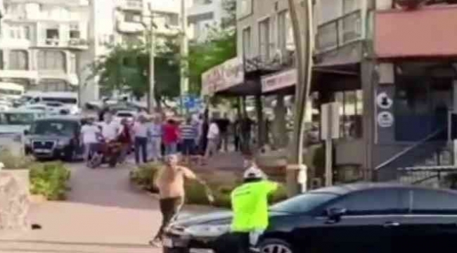 Aliağa'da olay! Ceza yazan polislere saldırdı!