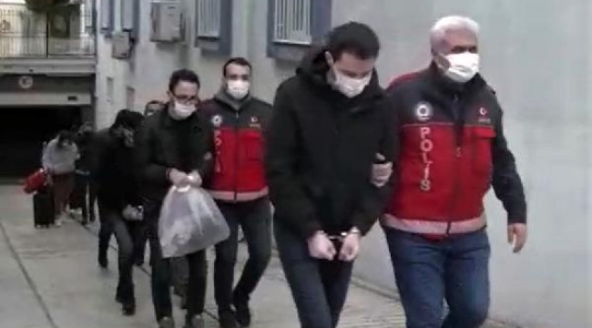 Araç kiralamak isteyen 2 bin kişiyi dolandıranlara 45 gözaltı daha