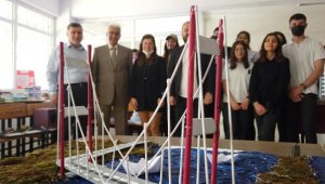 Atıklar sanata dönüştü