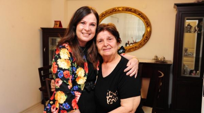 Balçova Belediye Başkanı Çalkaya'dan Anneler Günü'ne özel ziyaret