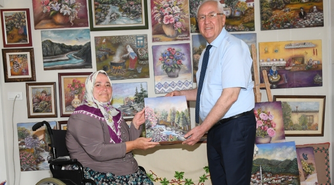 Başkan Selvitopu'dan Kavacıklı ressam Düzgünkaya'ya ziyaret