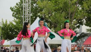 Bayraklı'da annelere özel festival