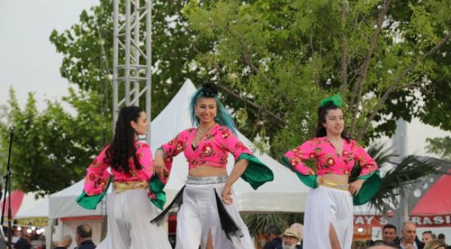 Bayraklı'da annelere özel festival