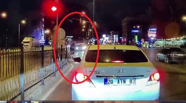 İşte o an! Bisikletli yola çıktı ve..