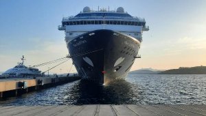 Bodrum'a Sezonun 10'uncu Yolcu Gemisi Geldi