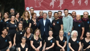 Bornova Belediyesi Halk Dansları Festivali'ne hazırlanıyor