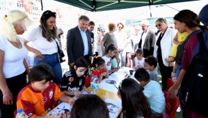 Bornova'da çifte kutlama! Binlerce kişi Naldöken ve Çamkule'de buluştu