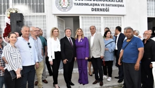 Bornova'da Sosyal Demokratlar Yardımlaşma Derneği açıldı