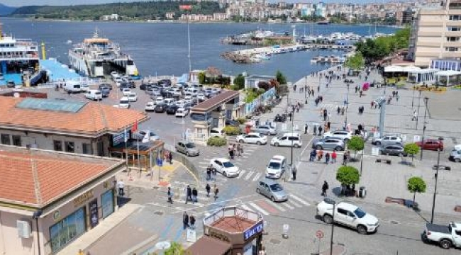 Çanakkale'de tatilcilerin dönüş yoğunluğu yaşanıyor