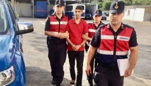 Cinayet şüphelisi balık yerken yakalandı