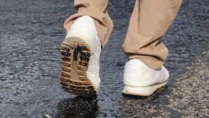 Denizli'de hava sıcaklığı, asfalt eritti