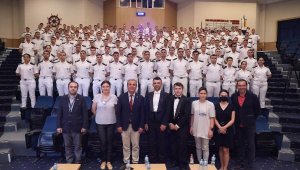 DEÜ'de Bahar Şenlikleri konserle başladı