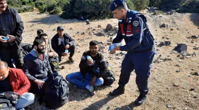 İzmir'de 118 kaçak mülteci yakalandı