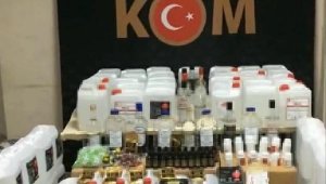 İzmir'de 8 ilçede sahte içki operasyonu: 3 gözaltı