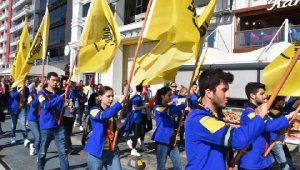 İzmir'de GNÇ Sporfest 19 Mayıs coşkusu