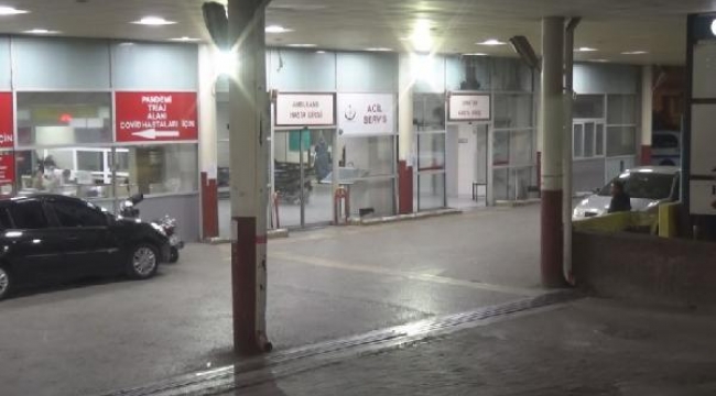 İzmir'de iki grup arasında bıçaklı kavga: 1'i ağır 2 yaralı