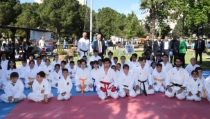 Karabağlar Belediyesi'nin geleneksel Atatürk'ü anma etkinlikleri