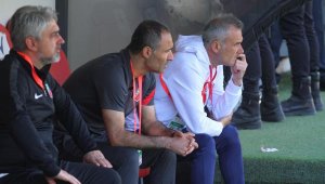 Karşıyaka'da Güraçar rapor verecek