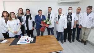 Konak Belediyesi'ne sağlık alanındaki çalışmaları nedeniyle plaket