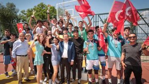 Konak'ta sokak basketbolu turnuvası düzenlendi