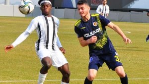 Menemenspor'da genç Kerem'e Süper Lig kancası