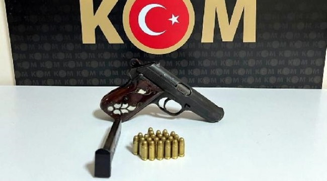 Müteahhide silah zoruyla senet imzalatan 7 çete üyesine gözaltı