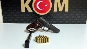 Müteahhide silah zoruyla senet imzalatan 7 çete üyesine gözaltı