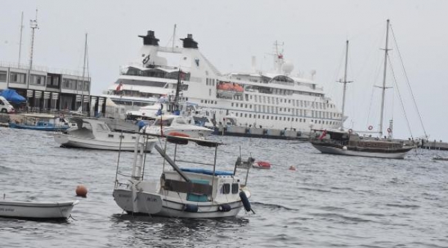 Sezonun 4'üncü kruvaziyeri Bodrum'da