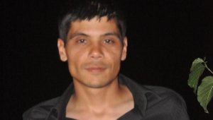 Sokakta tartışma bıçaklı kavgaya döndü: 1 ölü