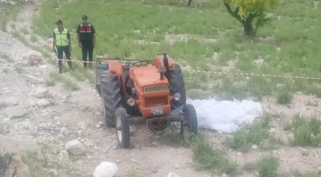 Traktör kazasında ölen kadın, babasıyla aynı kaderi paylaştı