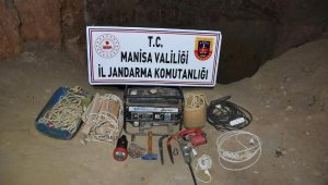 Tümülüslerde kaçak kazıya suçüstü