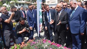 Türkiye'de 1,7 milyar çiçek üretiliyor