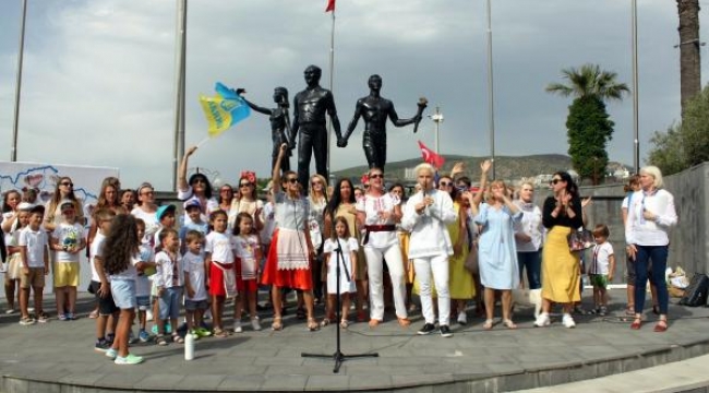 Ukraynalılar Vişivanka Günü'nü buruk kutladı