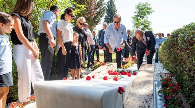Ahmet Piriştina, ölümünün 18'inci yıl dönümünde mezarı başında anıldı