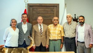 Aliağa, Selçuk ve Gültepe kültür merkezleri, cemevine dönüştürüldü