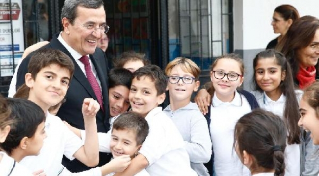 Başkan Batur: Babalık duygusunu kalbinde taşıyan tüm babaların günü kutlu olsun