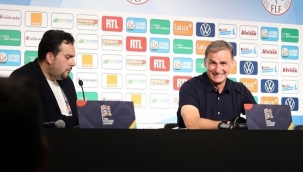 Bir türlü İzmir diyemedi! Kameralar önünde küfretti