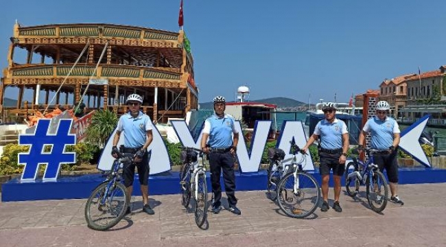 Bisikletli Polis Timi 'Martılar' Ayvalık'ta göreve başladı