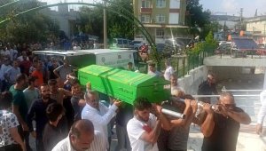 Boğulan iki arkadaş son yolculuklarına uğurlandı