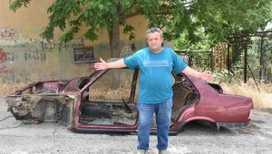 Çalınan otomobilini parçalanmış halde buldu