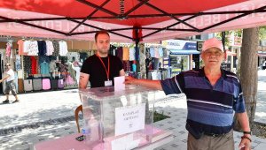 Çiğli'de sandıklar kuruldu